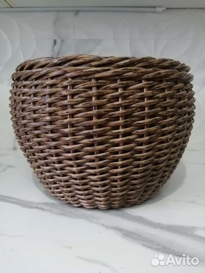 Кашпо из ротанга