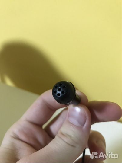 Петличный микрофон