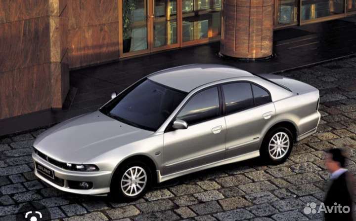 Капот на mitsubishi galant 8поколения