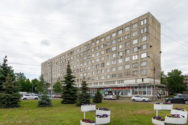 Торговая площадь, 1618 м²