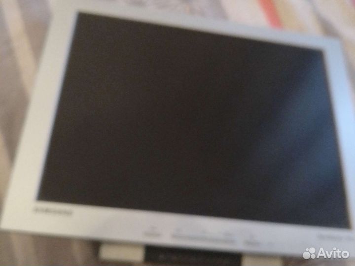 Монитор Samsung 152s