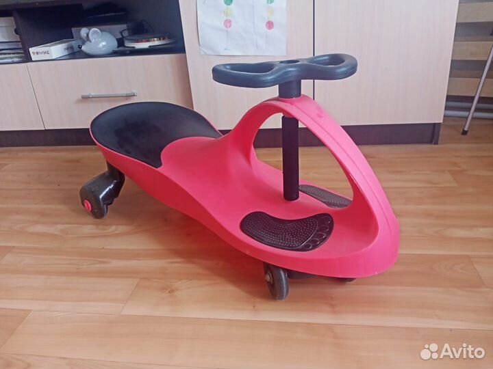 Машинка каталка бибикар