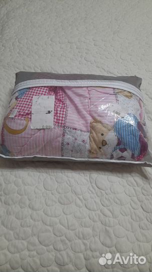 Тёплое одеяло в детскую кроватку