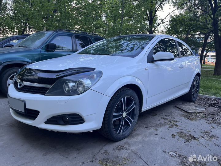 Opel Astra GTC 1.6 AMT, 2010, 150 000 км