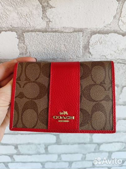 Обложка на паспорт coach