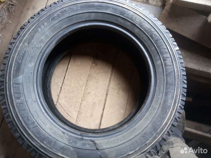 Michelin Latitude Cross 235/60 R16