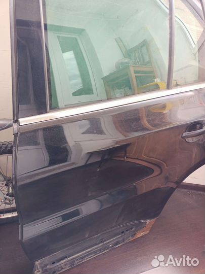 Дверь задняя левая