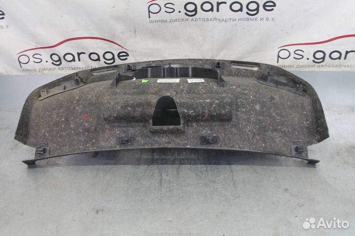 Обшивка крышки багажника Audi A6(C7)