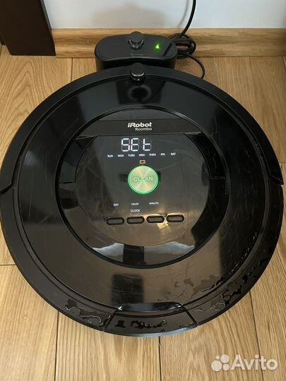 Робот пылесос