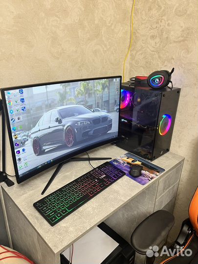 Игровой компьютер в комплекте
