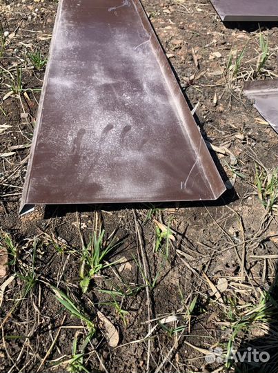 Металлические отливы на окна (подоконники)