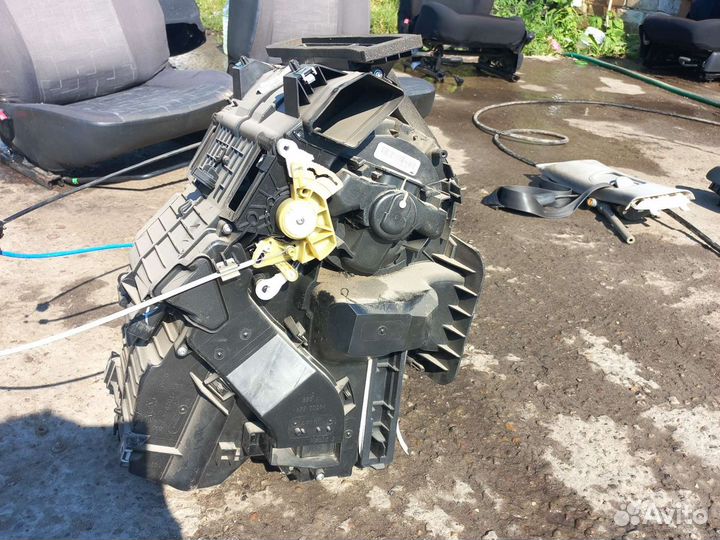 Рено Логан 1 фаза 2 печка в сборе