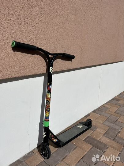 Трюковой самокат