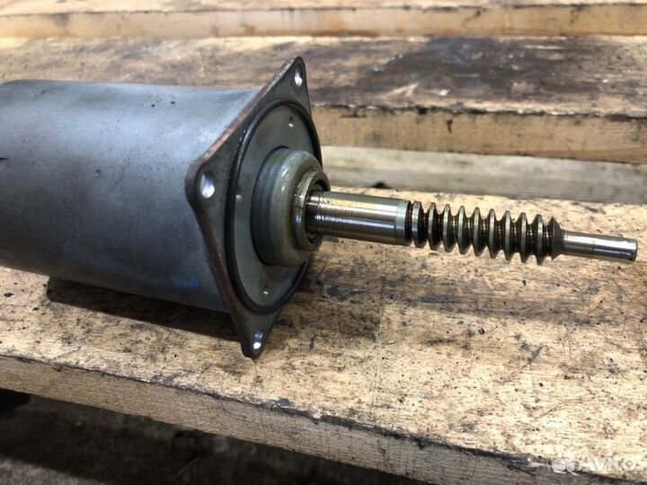 Сервопривод Valvetronic Bmw 6 E63 N62B44 2004