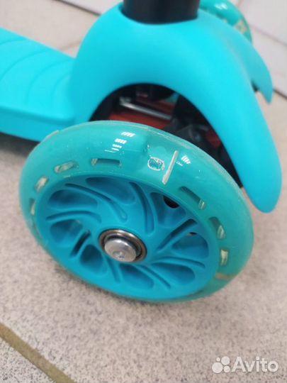 Самокат-кикборд Novatrack Disco-kid