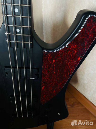 Бас гитара Harley Benton TB-70 thunderbird bass