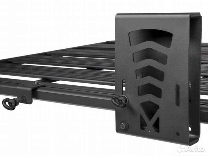 Крепление Rival для перевозки топора на крыше