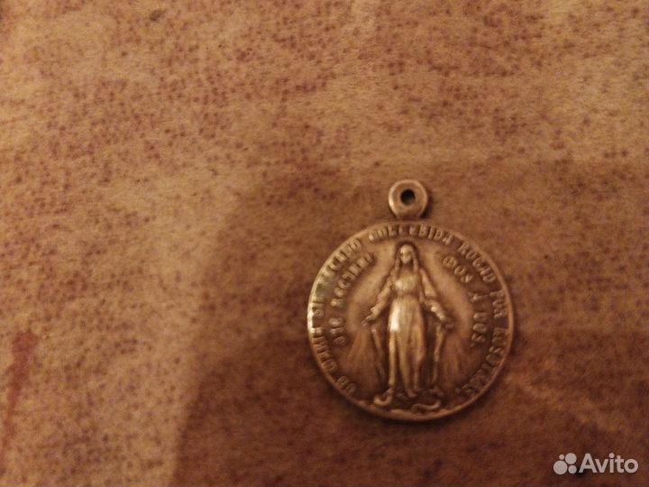Медальон- кулон