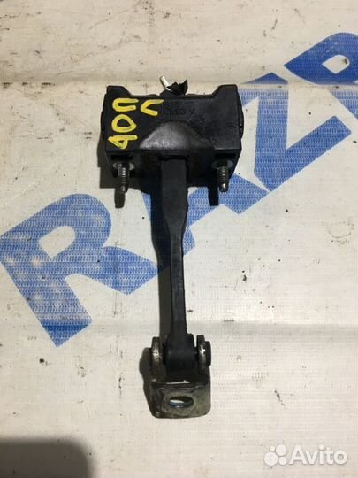 Ограничитель двери LADA vesta 2017 1.6 мт седан