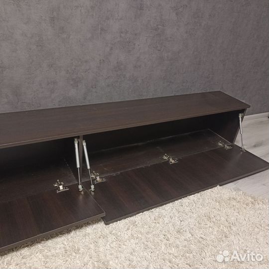 Тумба навесная под тв