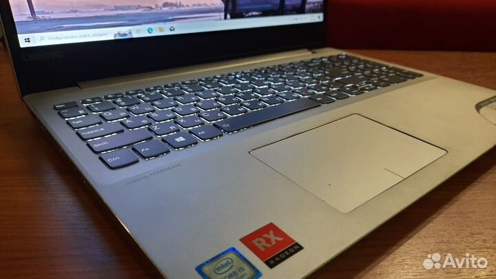 Игровой ноутбук Lenovo