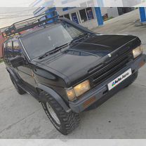 Nissan Terrano 2.7 AT, 1992, 500 000 км, с пробегом, цена 450 000 руб.