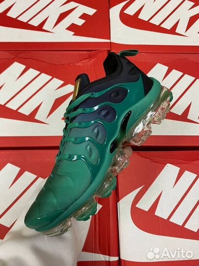 Кроссовки Nike Vapormax Plus