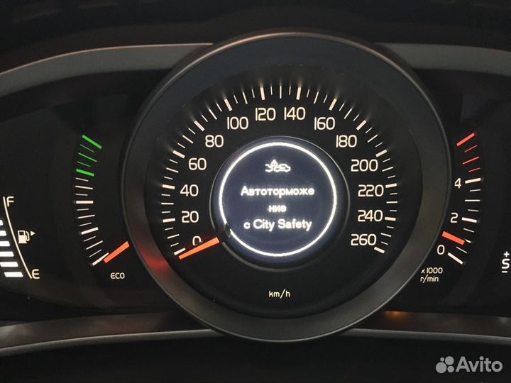 Продам панель приборов на Volvo v40 cross country