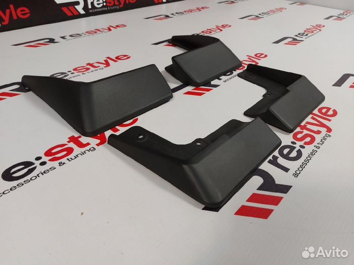 Брызговики Toyota Prius 30 K1438