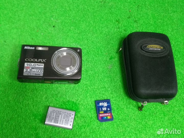 Компактный фотоаппарат Nikon coolpix