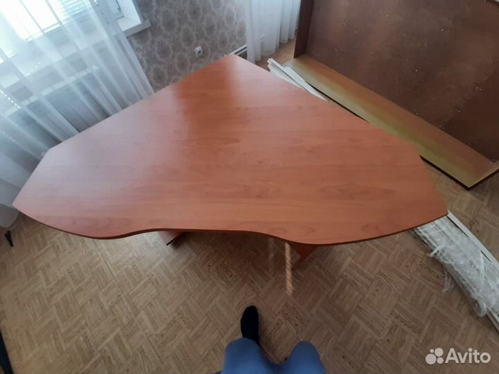 Письменный стол угловой бу