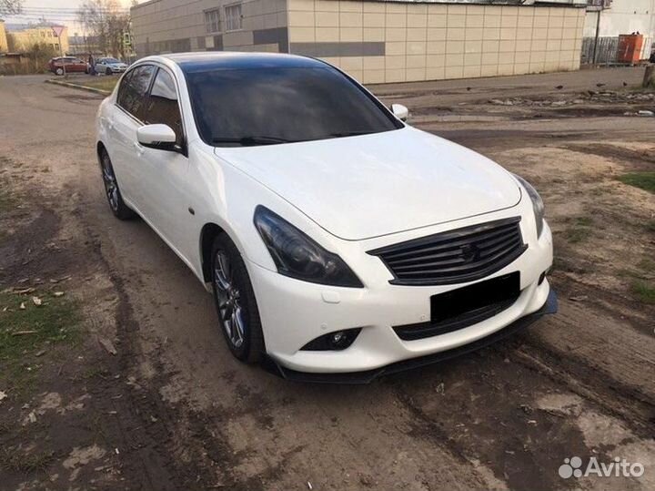 Сплиттер губа на бампер Infiniti / nissan