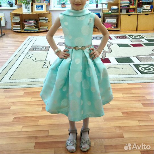 Платье нарядное, р 116 (60)
