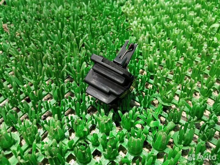 Датчик температуры Lexus LX570