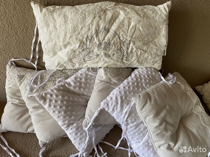 Бортики в кроватку