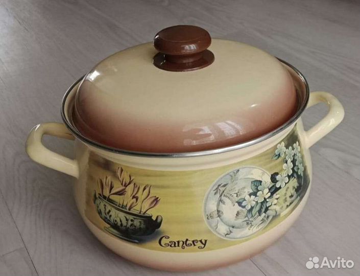 Кастрюля эмалированная 5л новая