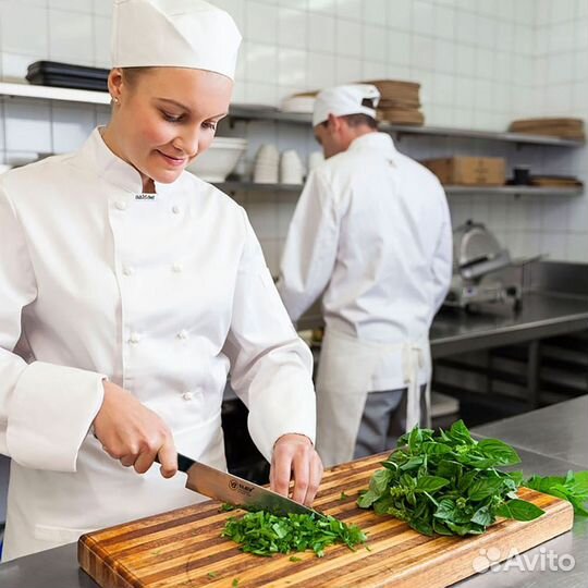 Повар в загородный лагерь