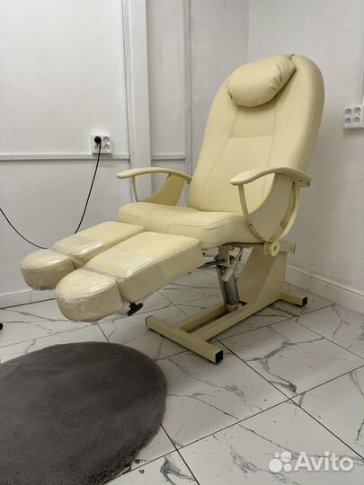 Педикюрное кресло