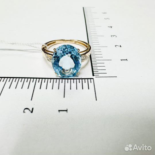 Золотые кольца с топазами