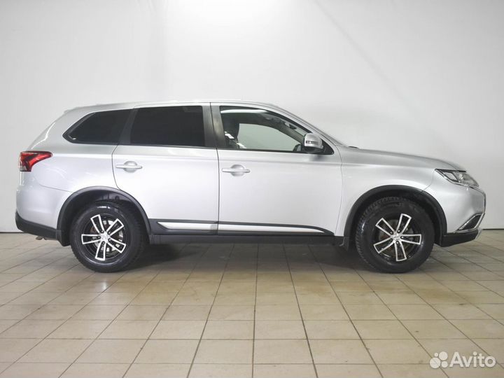 Mitsubishi Outlander 2.0 CVT, 2018, 205 942 км