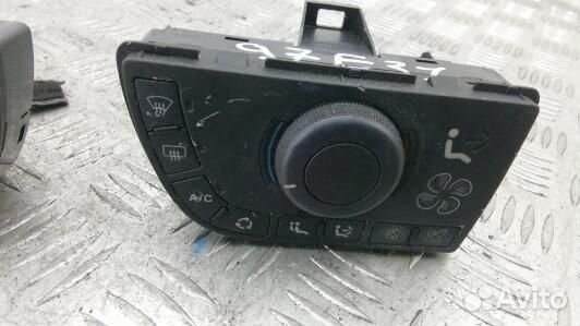 Блок управления печки и климат-контроля citroen C4