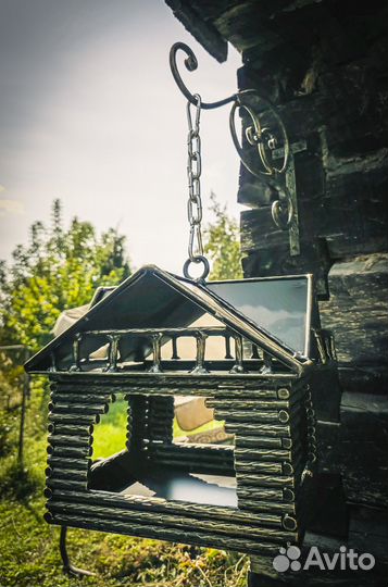 Кормушка для птиц кованая