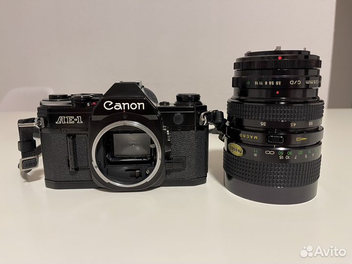 Canon AE-1 (851410)