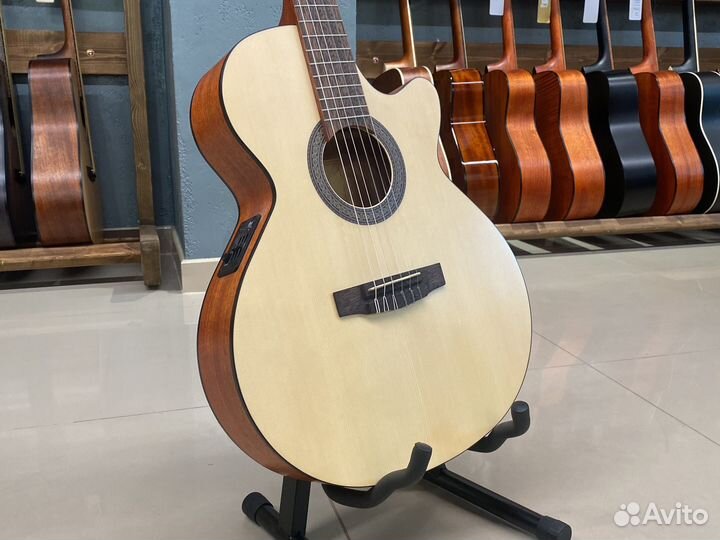 Cort CEC1 Электроклассическая гитара