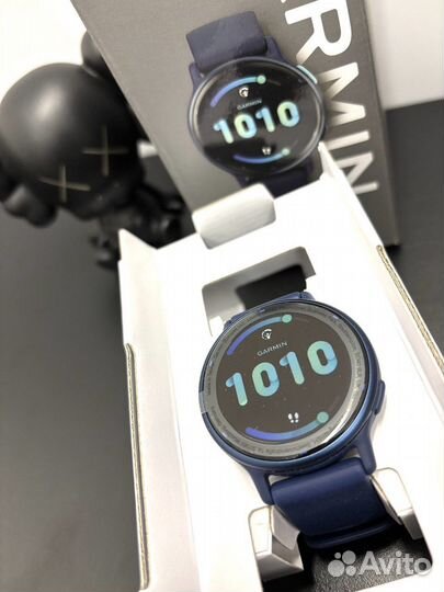 Garmin Vivoactive 5 синие