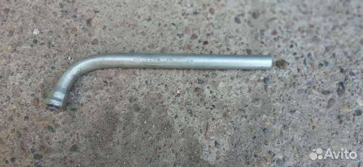 4D0012219A балонник Шкода Октавия А5