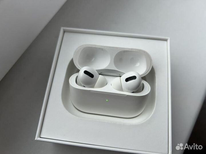 Наушники Apple AirPods Pro MWP22RU/A МТС