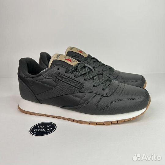 Кроссовки Reebok кожаные