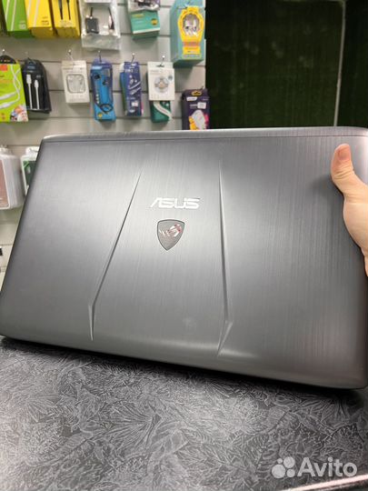 Ноутбук asus ROG I5, 500gb M2, 17,3 IPS экран