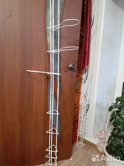 Металическая подставка под цветы